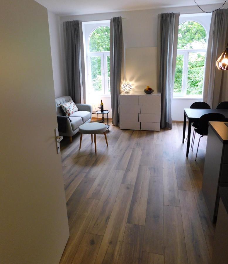 Max, Ruhige Sonnige Wohnung In Praternahe Vienna Esterno foto